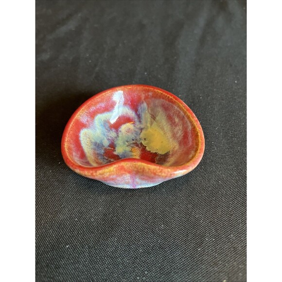 Vintage Canterbury Pottery Miniature Heart Shape Trinket Bowl - Picture 4 of 9